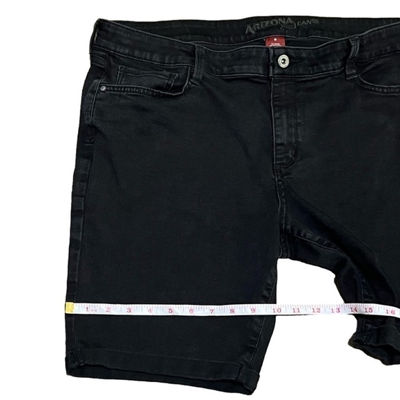 Arizona Jeans Co Black Cuffed Denim Jeans Junior’s Size 19 - Picture 7 of 10